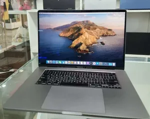 New Laptop Apple MacBook Pro 2019 32GB Intel Core I9 SSD 512GB