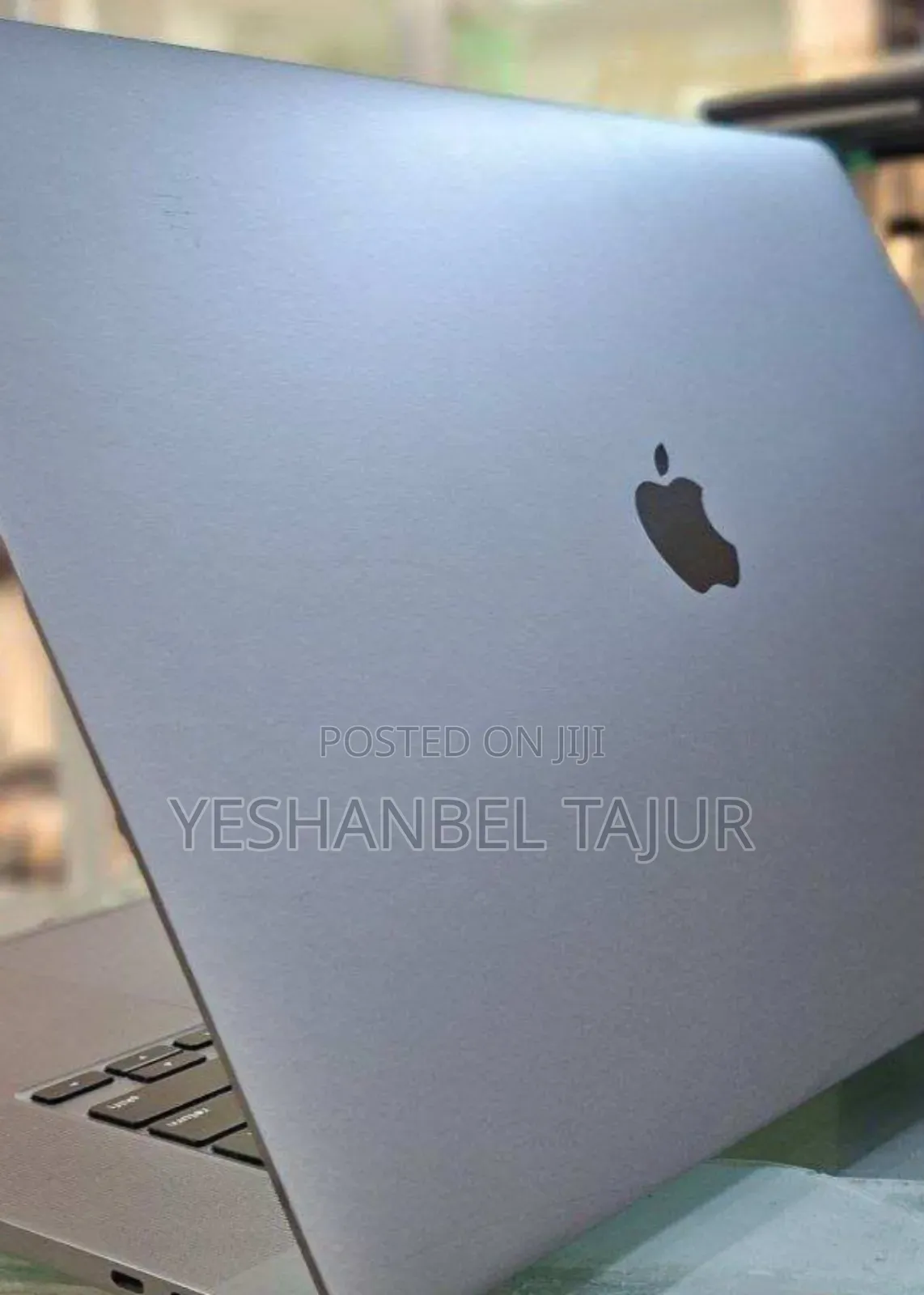 New Laptop Apple MacBook Pro M1 32GB Intel Core I9 SSD 512GB