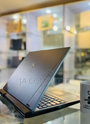 New Lenovo Legion Y7000P IRX9 Gaming Laptop 32GB AMD Ryzen 7 SSD 1T