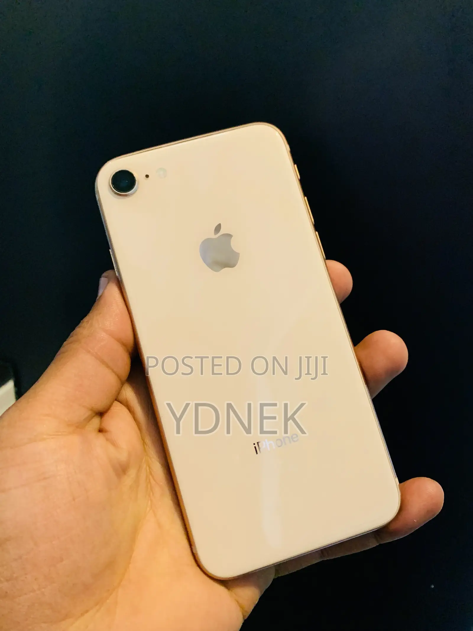 Apple iPhone 8 64 GB Gold