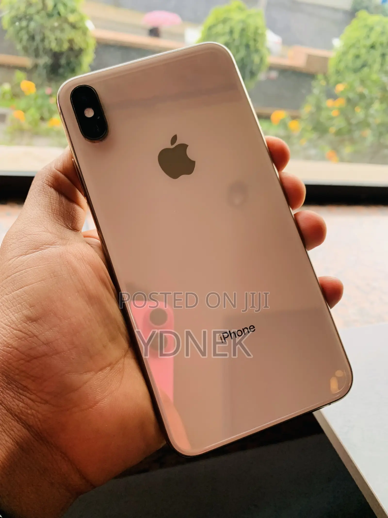Apple iPhone XS Max 64 GB Gold