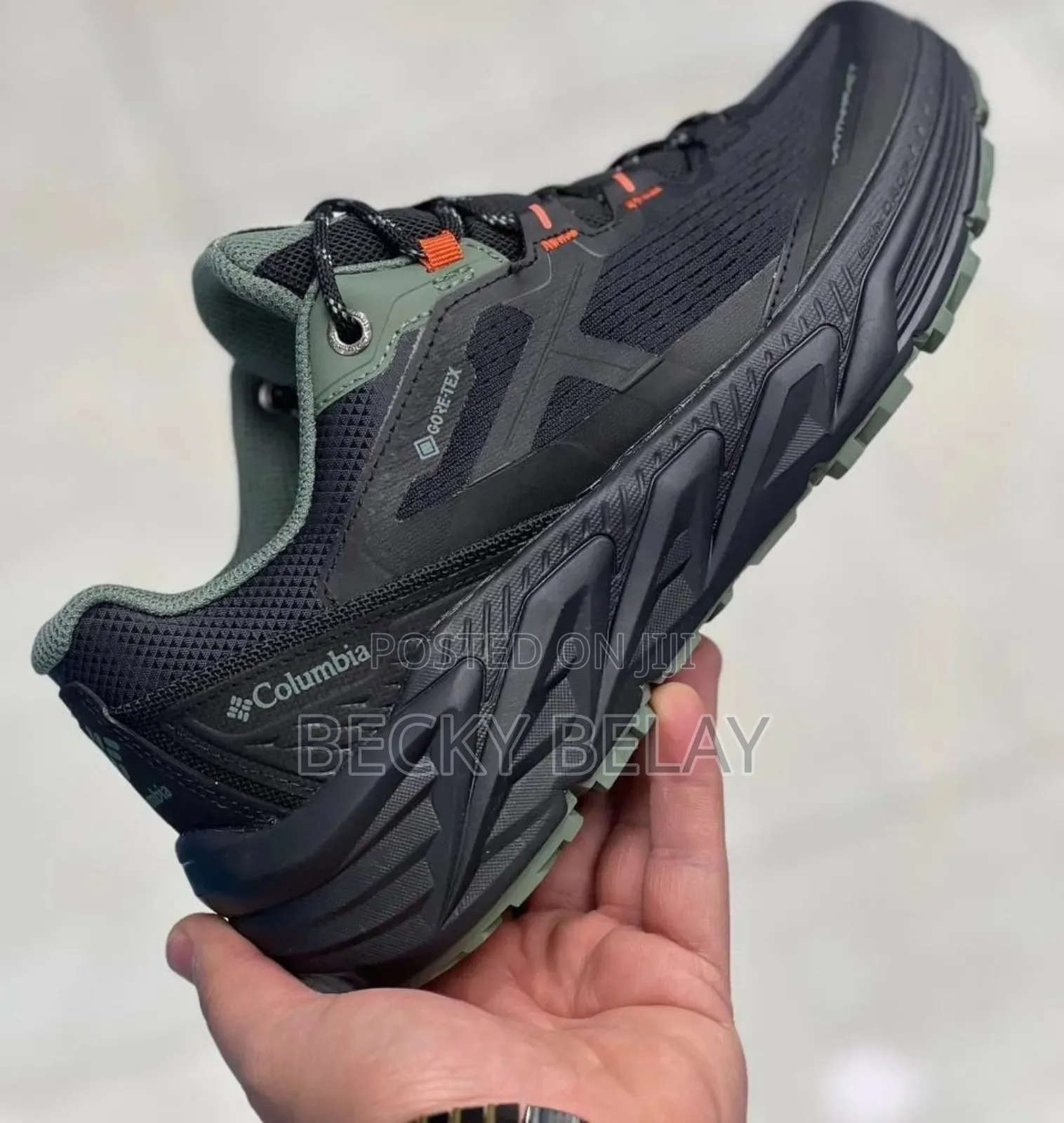 Columbia Goretex Waterproof Shoes