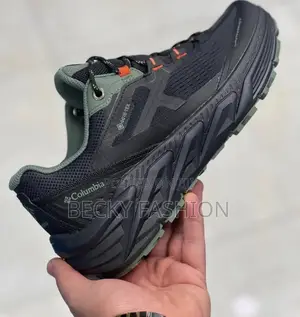 Columbia Goretex Waterproof Shoes
