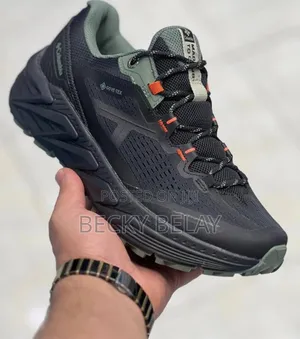 Columbia Goretex Waterproof Shoes