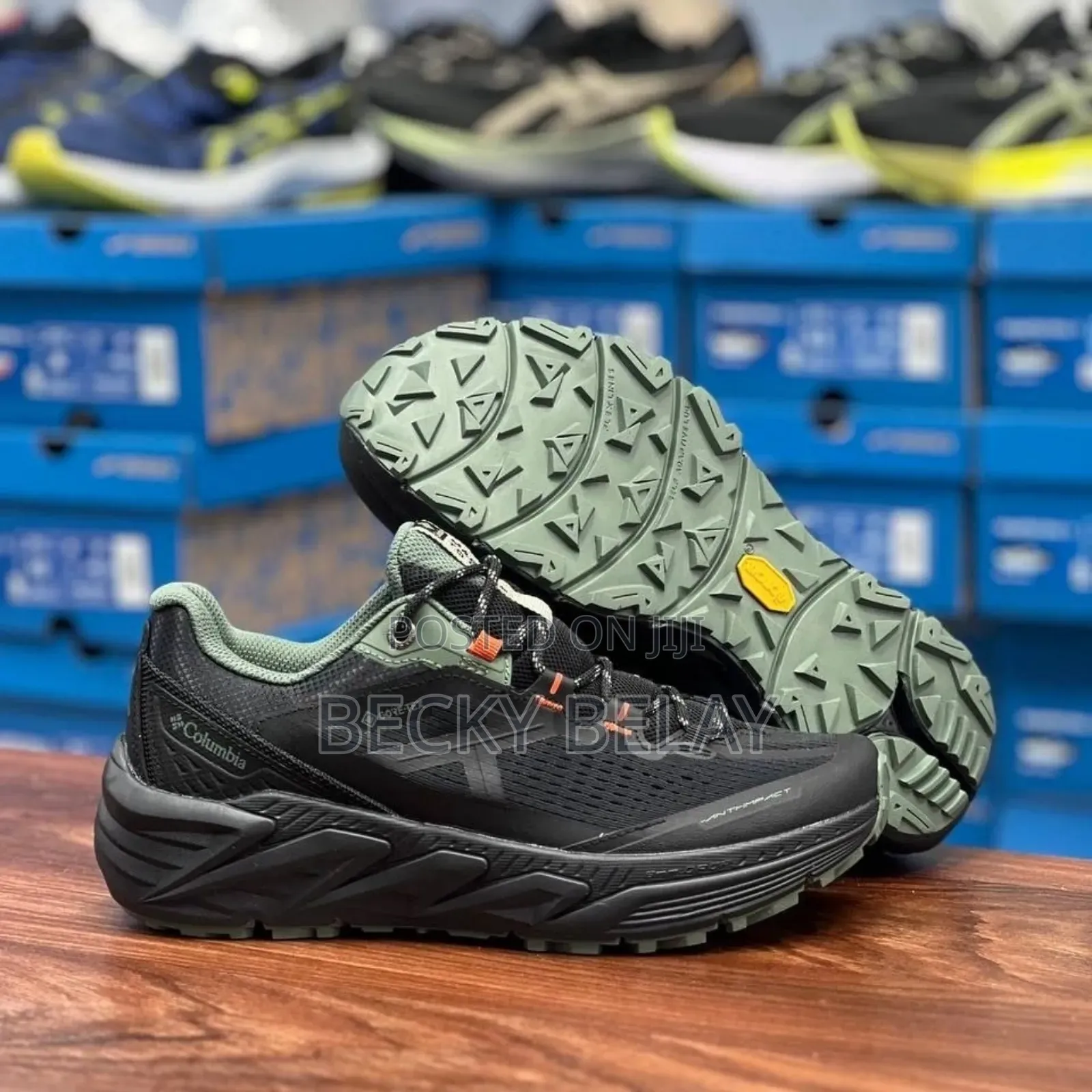 Columbia Goretex Waterproof Shoes