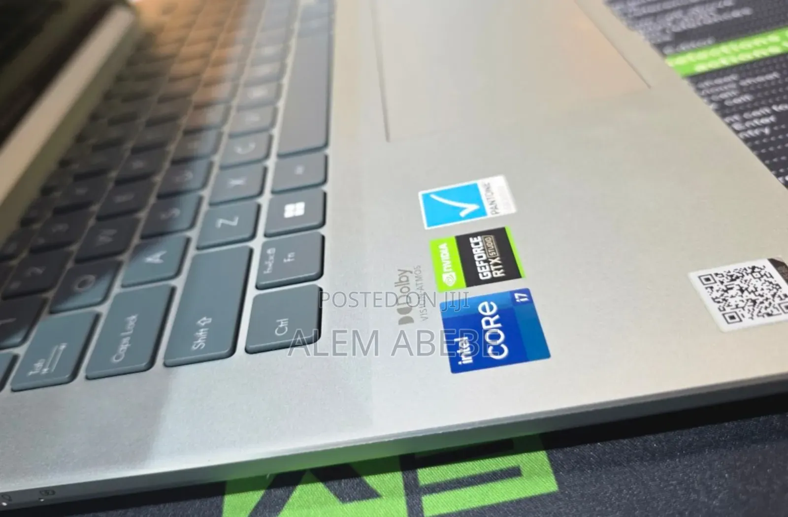 New Laptop Asus Zenbook 14 UX434 16GB Intel Core I7 SSD 512GB