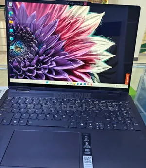 New Laptop Lenovo Yoga 7i 16GB Intel Core Ultra 7 SSD 1T