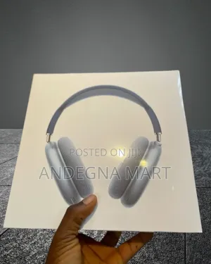 Photo - Audio Expert: Airpods Max: The Headset That Packs a Punch