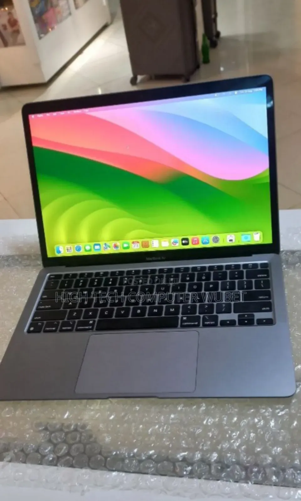 New Laptop Apple MacBook Air 2020 M1 16GB Apple M1 SSD 256GB