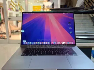 New Laptop Apple MacBook Pro 2019 32GB Intel Core I7 SSD 1T
