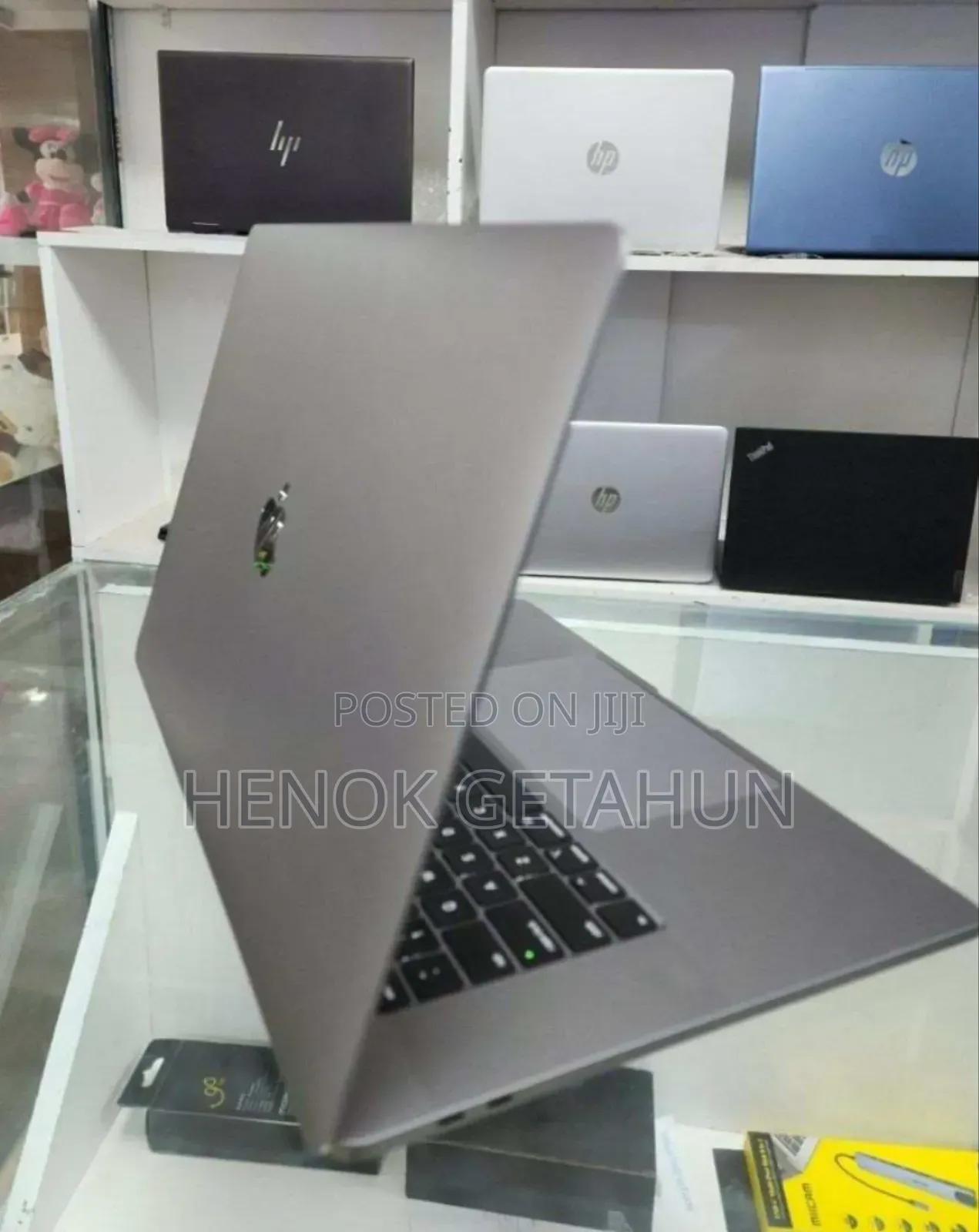 New Laptop Apple MacBook Pro 2019 32GB Intel Core I9 SSD 512GB