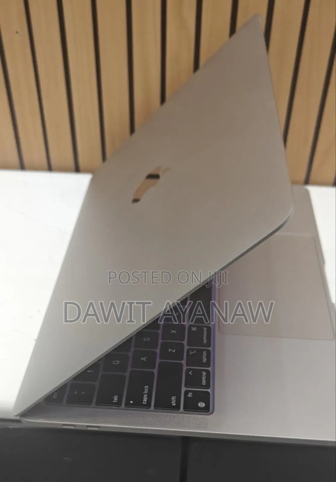 New Laptop Apple MacBook Pro M1 16GB Apple M1 Pro SSD 512GB