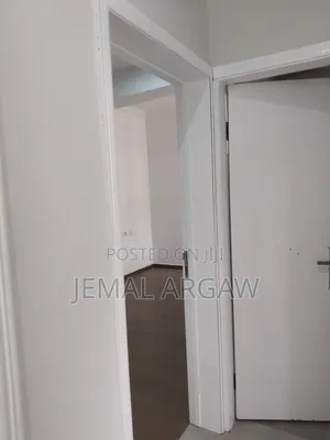 3bdrm Apartment in Noahrealestate, Bole for sale