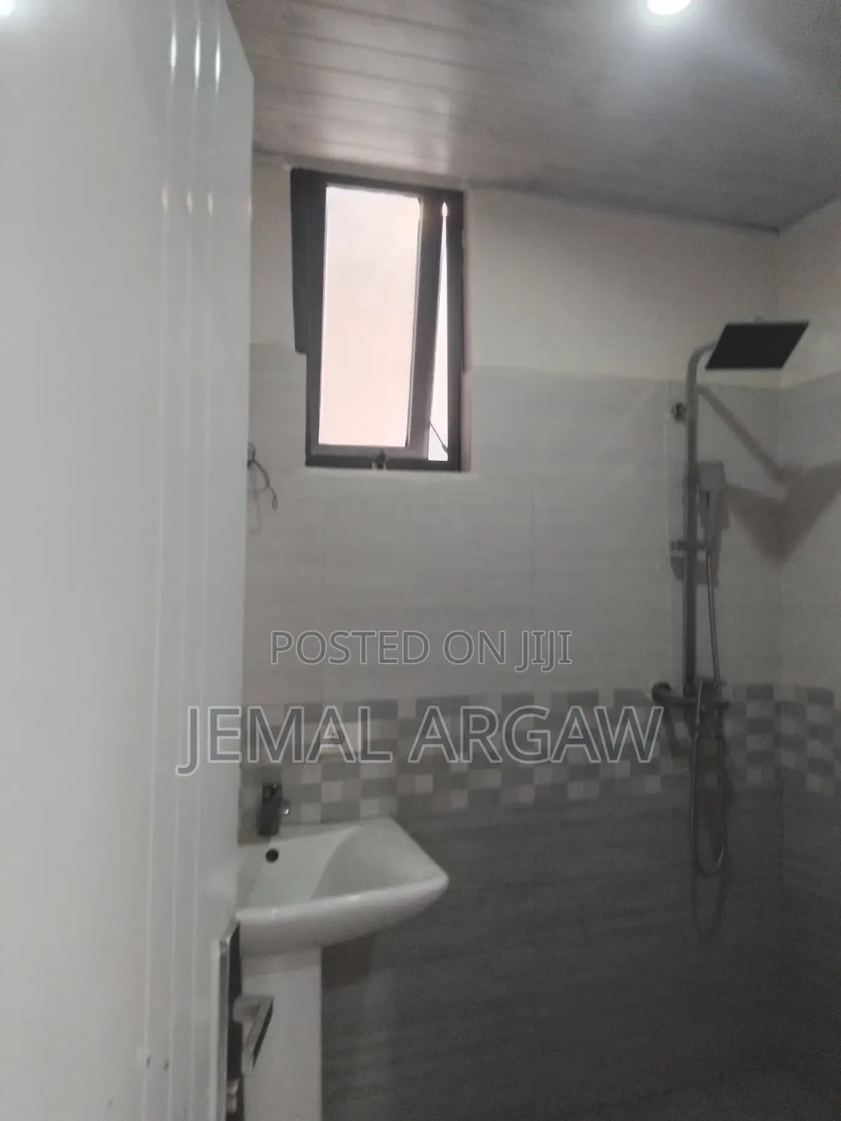 3bdrm Apartment in Noahrealestate, Bole for sale