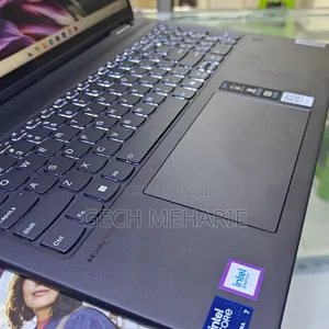 New Laptop Lenovo Yoga 7i 16GB Intel Core Ultra 7 SSD 1T