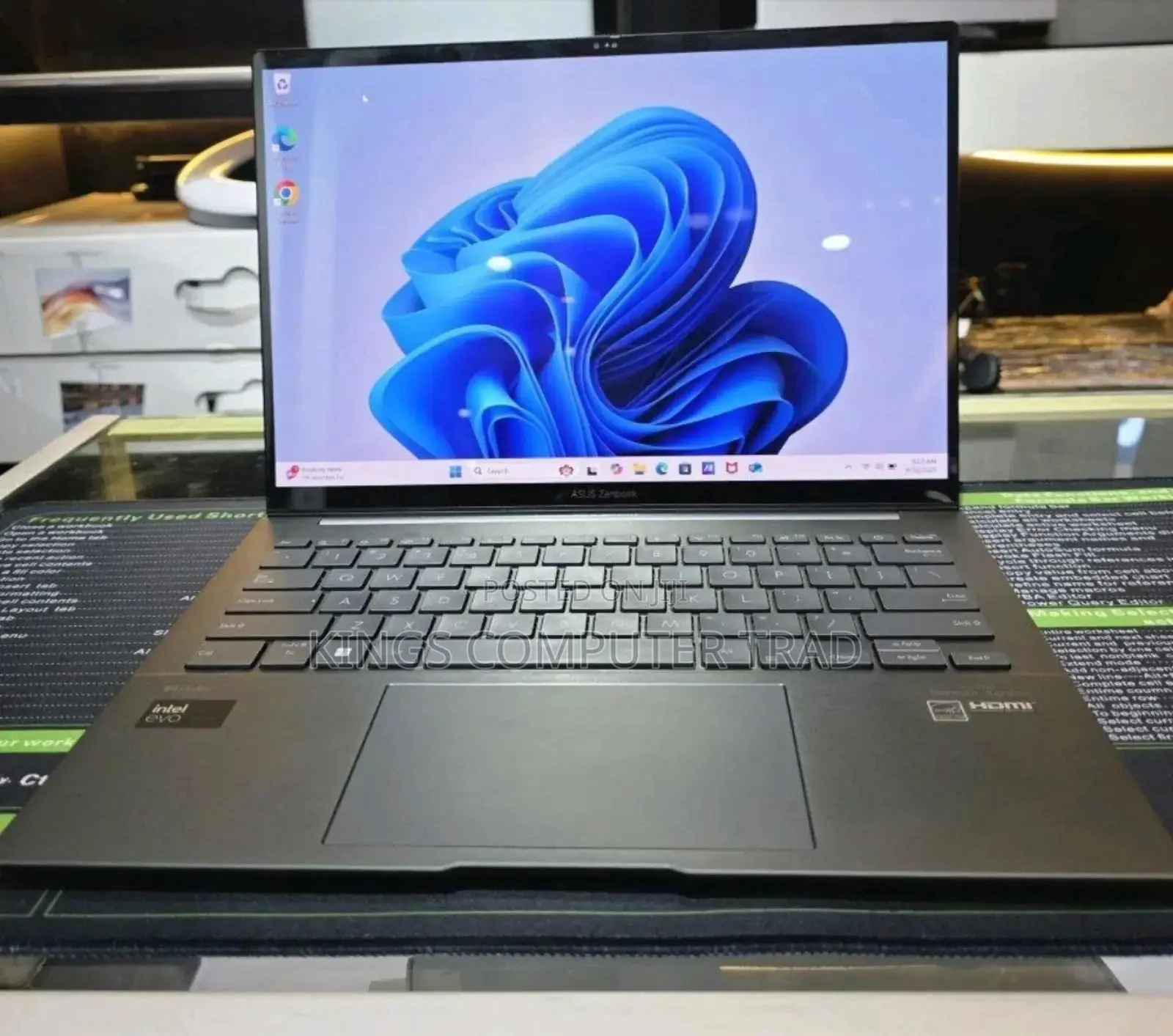 New Laptop Asus ZenBook UX303UB 8GB Intel Core Ultra 5 SSD 512GB