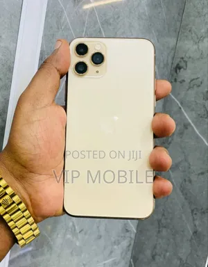 Photo - Apple iPhone 11 Pro 256 GB Gold