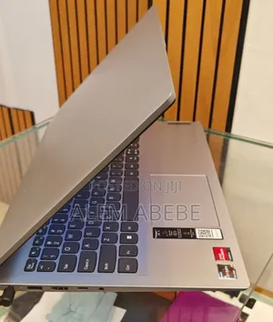 New Laptop Lenovo IdeaPad Z575 12GB AMD SSD 512GB