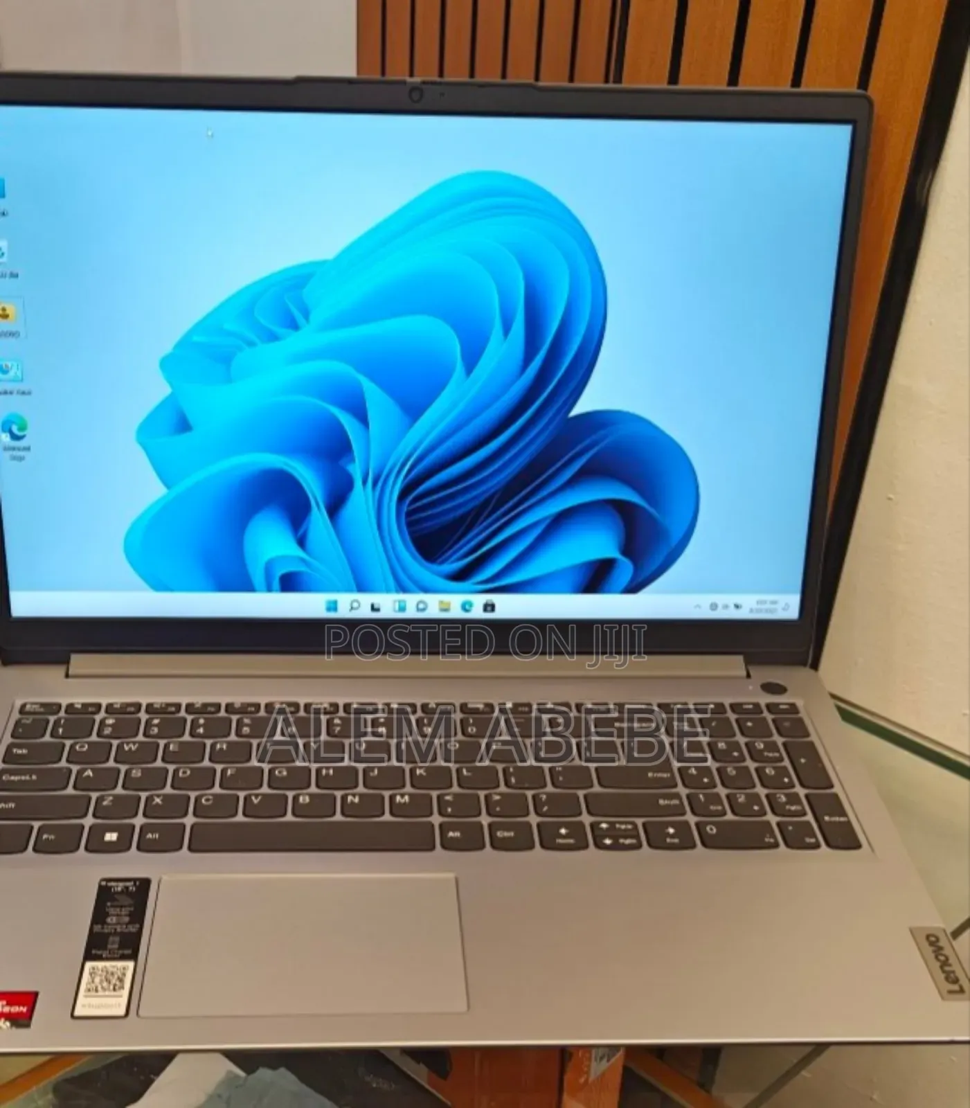 New Laptop Lenovo IdeaPad Z575 12GB AMD SSD 512GB