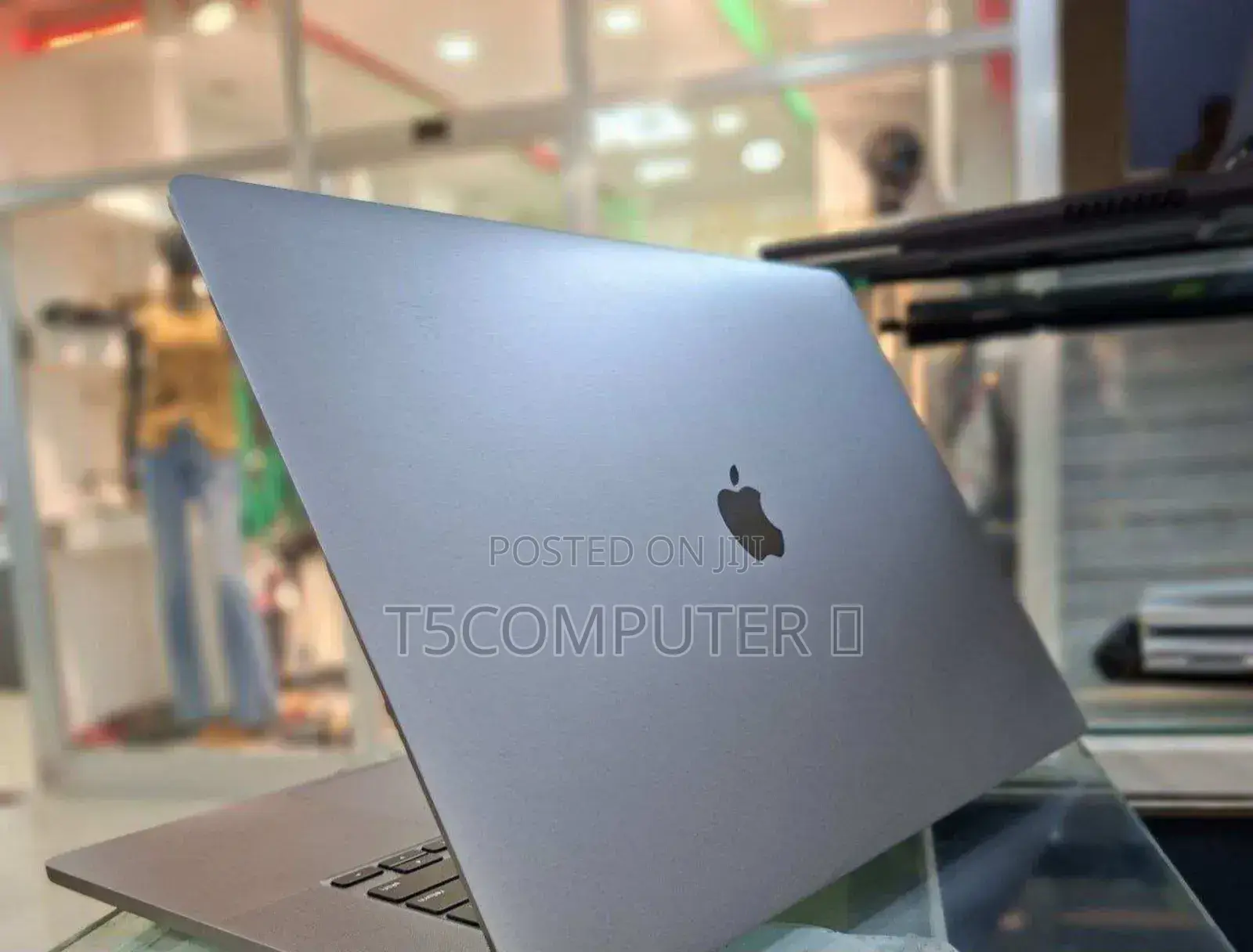 New Laptop Apple MacBook Pro 2019 32GB Intel Core I9 SSD 512GB
