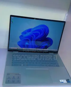 Photo - New Laptop Dell Inspiron 16 7630 16GB Intel Core I7 SSD 1T