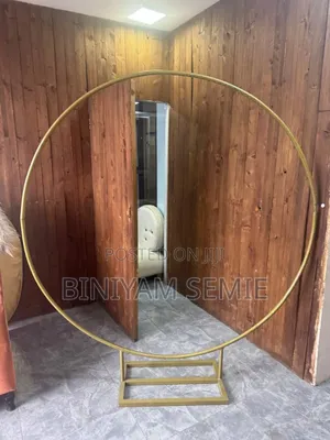 ዲኮር እቃዋች አንድ ላይ የሚሸጥ