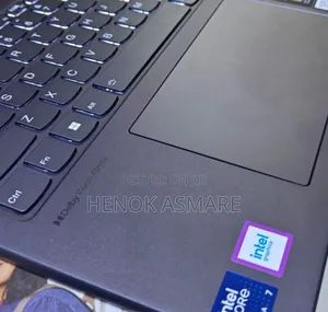 Photo - New Laptop Lenovo Yoga 7i 16GB AMD Ryzen 7 SSD 1T