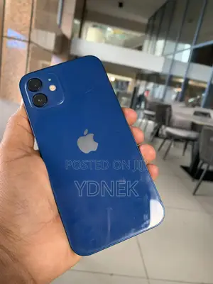 Photo - Apple iPhone 12 64 GB Blue