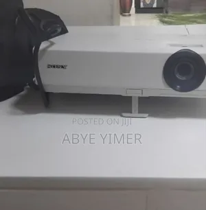 High Quality Sony Dx 102 Projector Brand New Sony Projector Model Vpl-