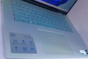 Photo - New Laptop Dell Inspiron 16 7630 16GB Intel Core I7 SSD 1T