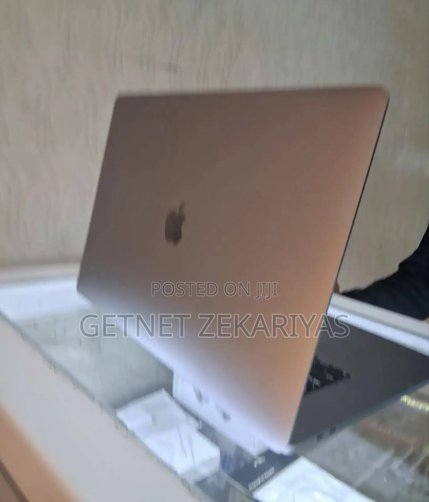 New Laptop Apple MacBook Pro 2019 32GB Intel Core I9 SSD 512GB