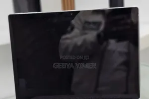 New Laptop Microsoft Surface 16GB Intel Core I7 SSD 256GB