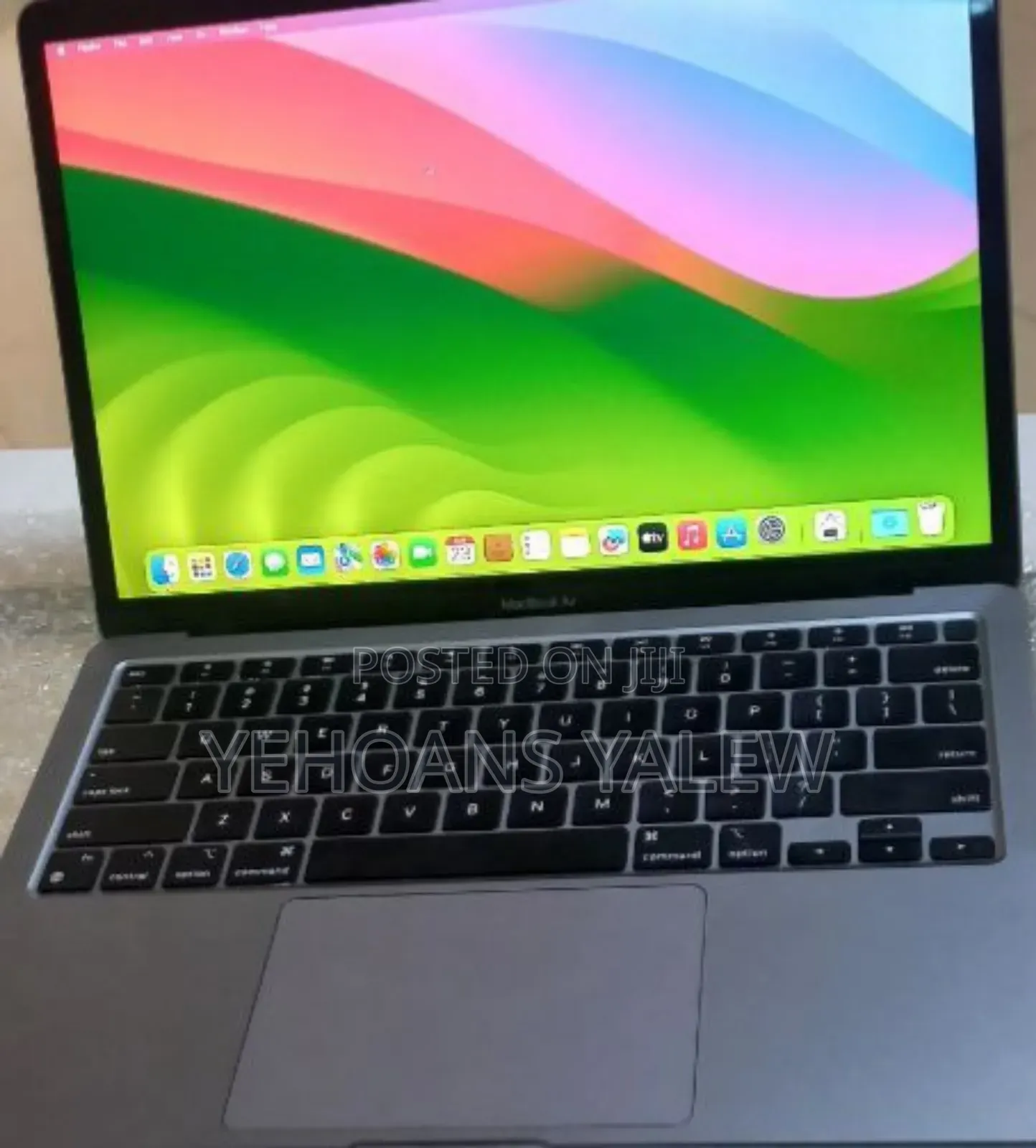 New Laptop Apple MacBook Air 2020 M1 8GB Apple M1 SSD 256GB