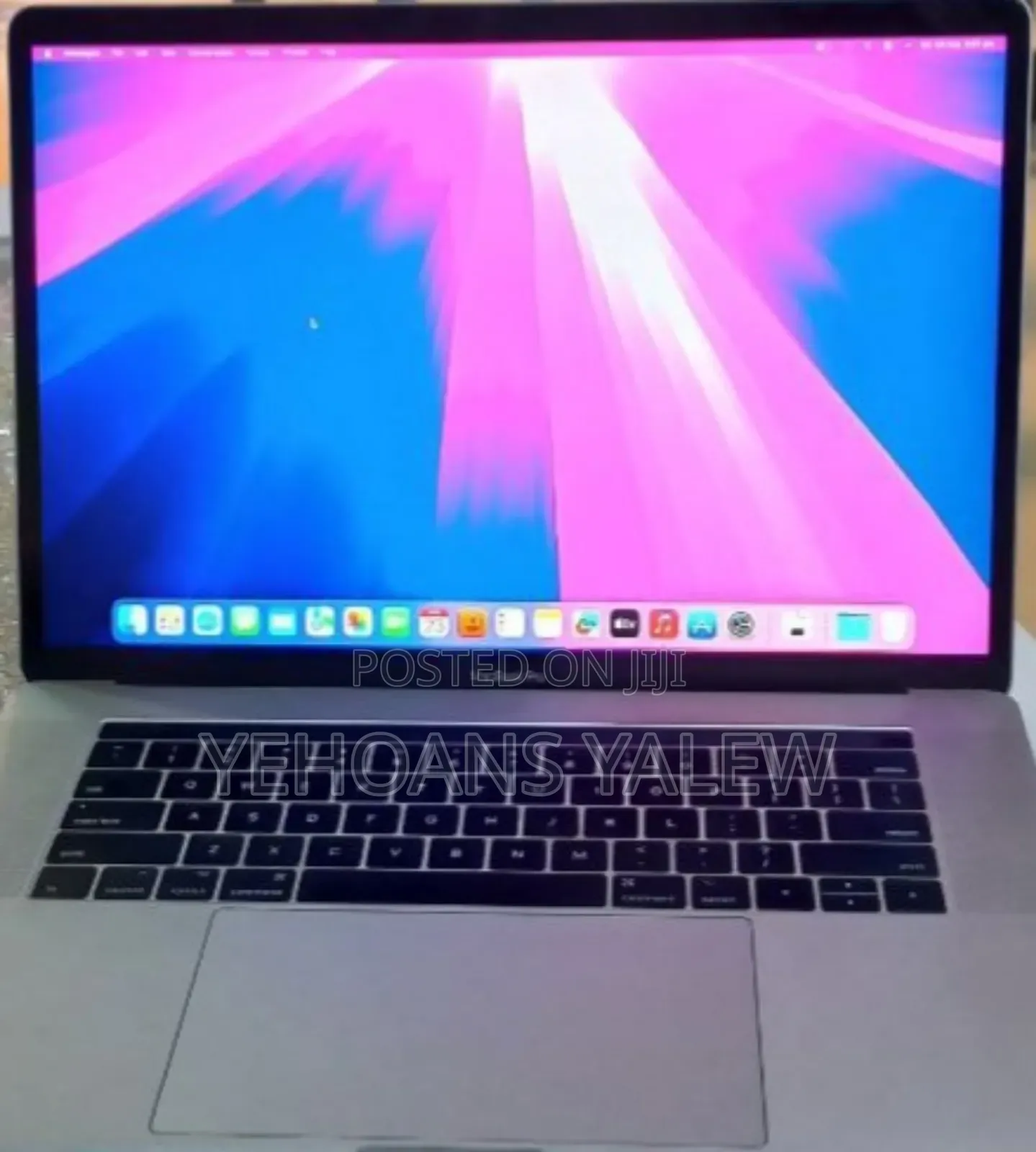 New Laptop Apple MacBook Pro 2017 16GB Intel Core i7 SSD 256GB