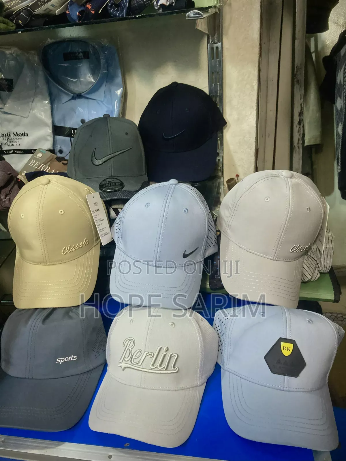 የሚያማምሩ ኮፍያ Hate