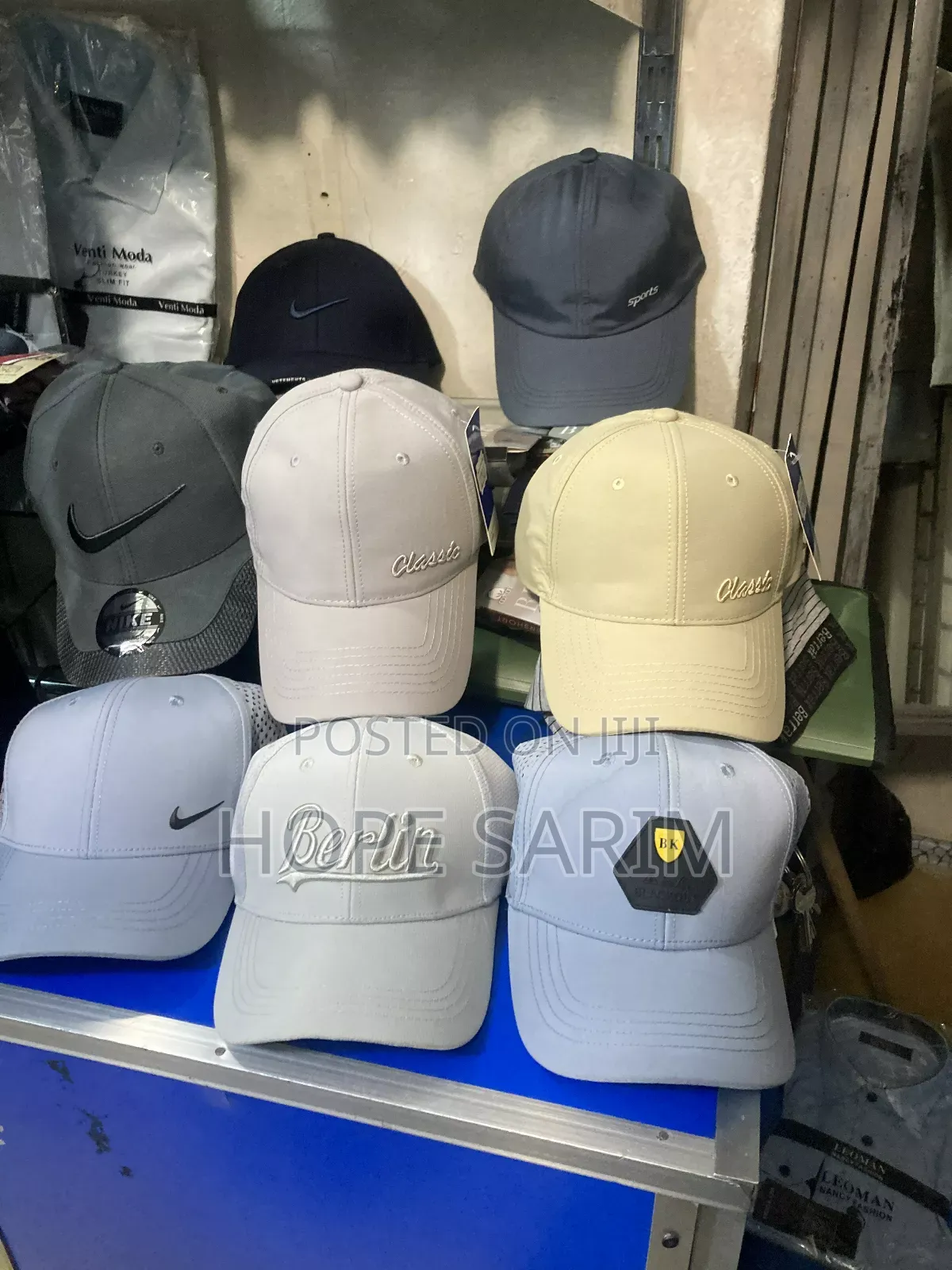 የሚያማምሩ ኮፍያ Hate