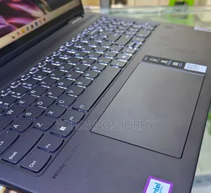 New Laptop Lenovo Yoga 7i 16GB Intel Core Ultra 7 SSD 1T