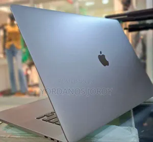 New Laptop Apple MacBook Pro 2019 32GB Intel Core I9 SSD 512GB