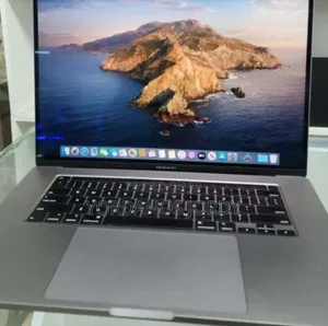 New Laptop Apple MacBook Pro 2019 32GB Intel Core I9 SSD 512GB