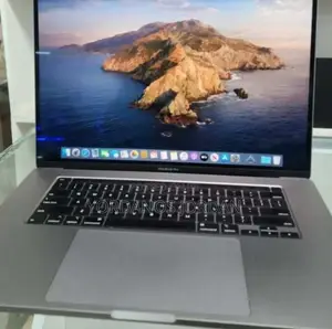 New Laptop Apple MacBook Pro 2019 32GB Intel Core I9 SSD 512GB