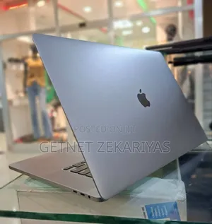 New Laptop Apple MacBook Pro 2019 32GB Intel Core I9 SSD 512GB