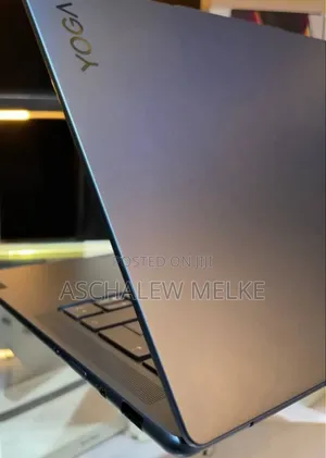 Photo - New Laptop Lenovo ThinkPad Yoga 16GB Intel Core I7 SSD 1T
