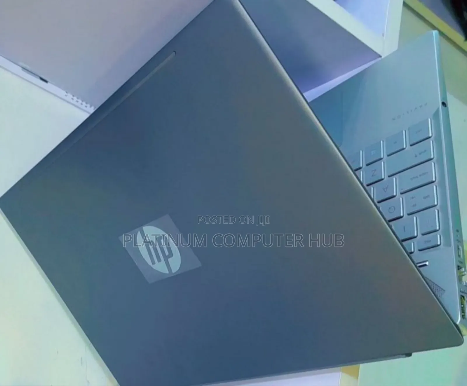 New Laptop HP Pavilion 15 8GB Intel Core I5 HDD+SSD 1.5T