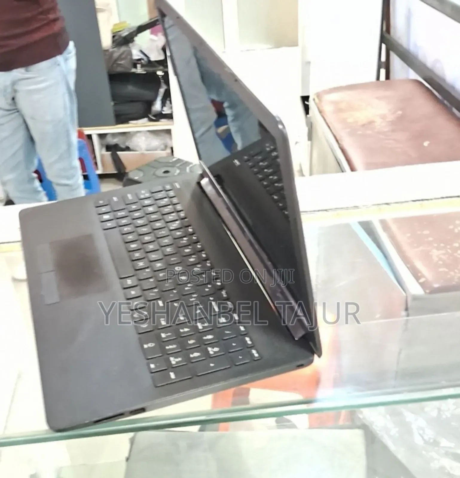 New Laptop HP Stream Notebook 4GB Intel Core I3 HDD 1T