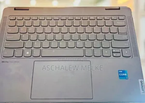 New Laptop Lenovo Yoga 700 16GB Intel Core I5 SSD 512GB