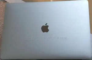 New Laptop Apple MacBook Pro 2017 16GB Intel Core I7 SSD 256GB