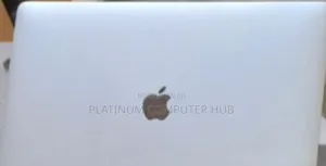 New Laptop Apple MacBook Pro 2017 16GB Intel Core I7 SSD 256GB