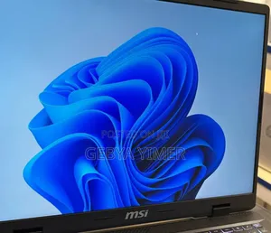 New Laptop MSI Crosshair 15 16GB Intel Core I7 SSD 1T