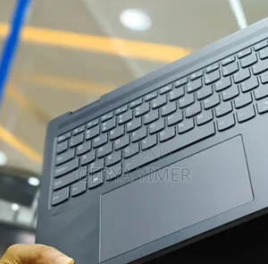 New Laptop Lenovo Yoga 7i 16GB Intel Core I7 SSD 1T