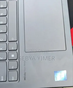 New Laptop Lenovo Yoga 7i 16GB Intel Core I7 SSD 1T